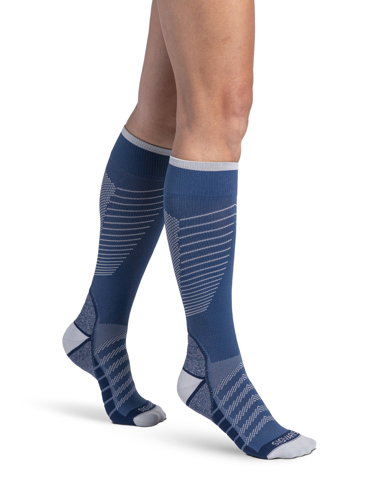 Sigvaris Women's Motion Flow Tech Calf 20-30mmHg Closed