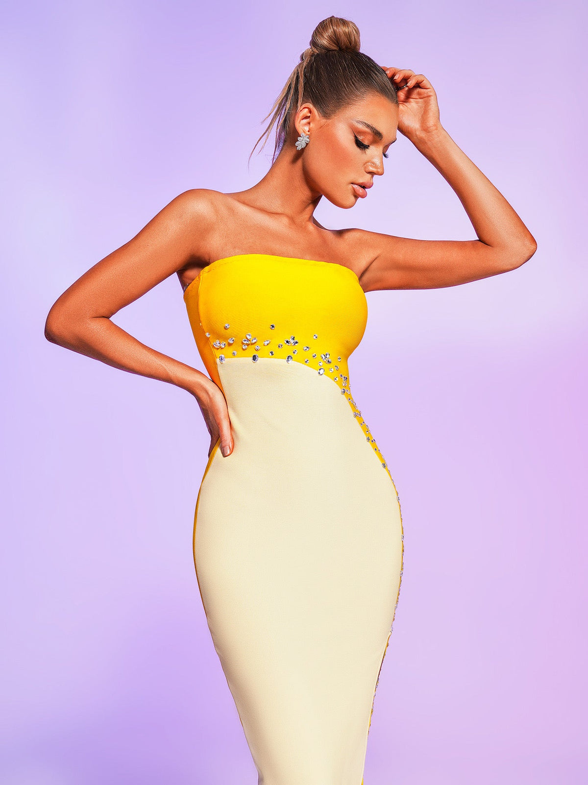 Robe Midi Bustier Bicolore Jaune & Crème – Strass Diagonal & Fente | Cocktail Chic