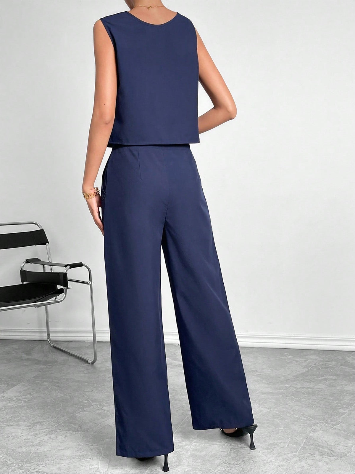 Women's Sleeveless Round Neck Crop Top & Wide Leg Pants Two-Piece Set – Casual Solid Color Office Wear Outfit