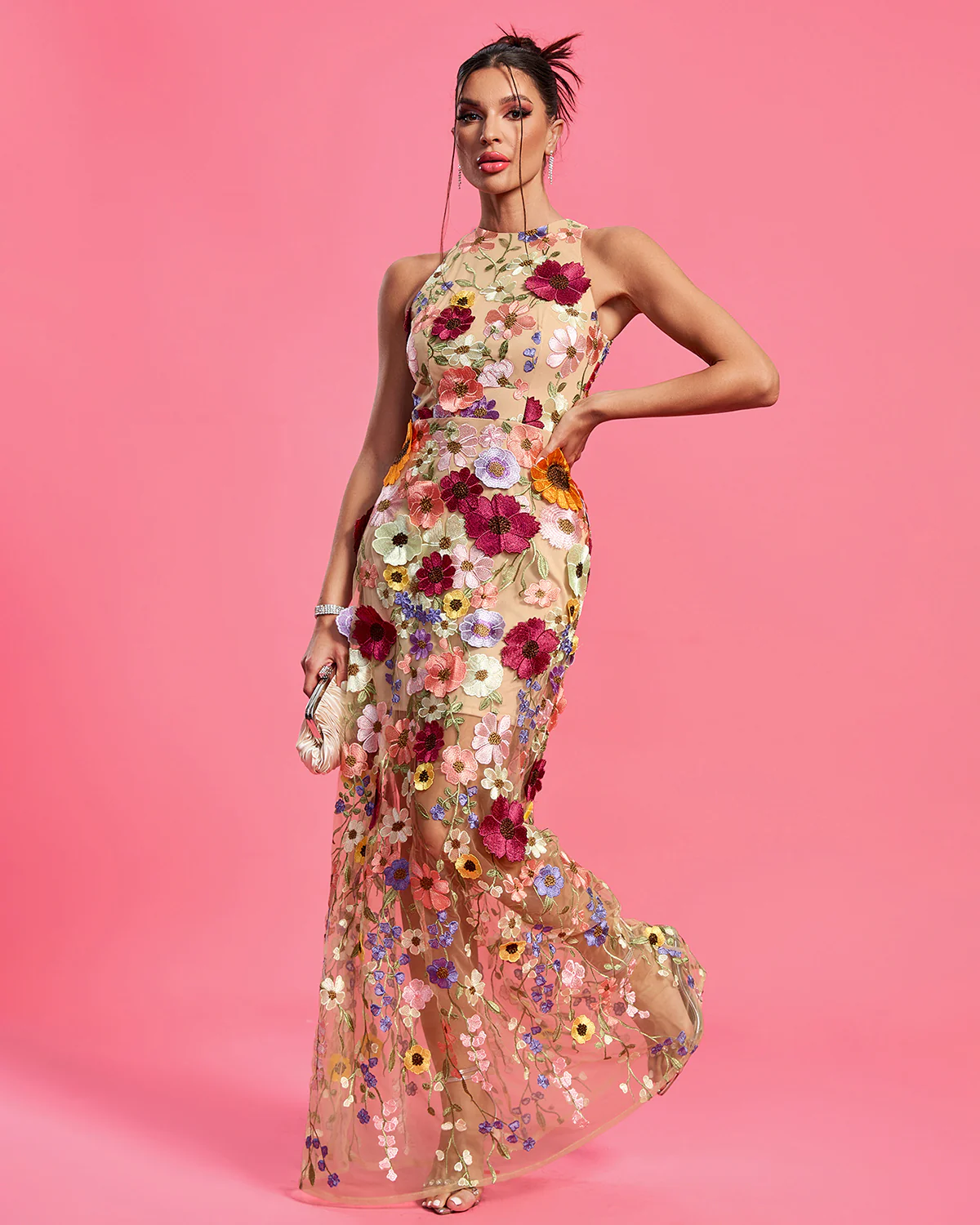 Robe Longue Florale 3D – Tulle Nude & Appliqués Multicolores | Soirée Jardin